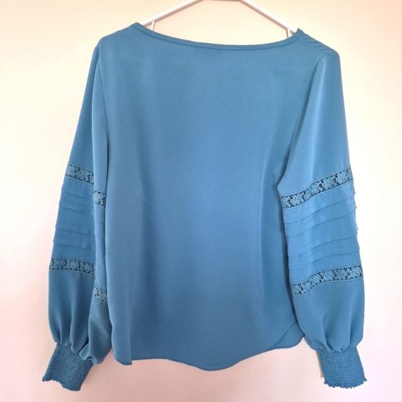 RW & Co Teal Lace Detail Longsleeved Blouse – Size Small - Picture 3 of 5